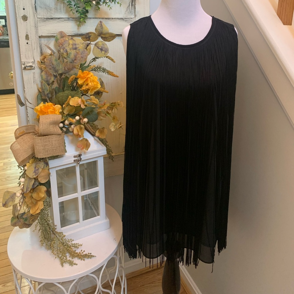 Micheal kors Black sleeveless flapper top